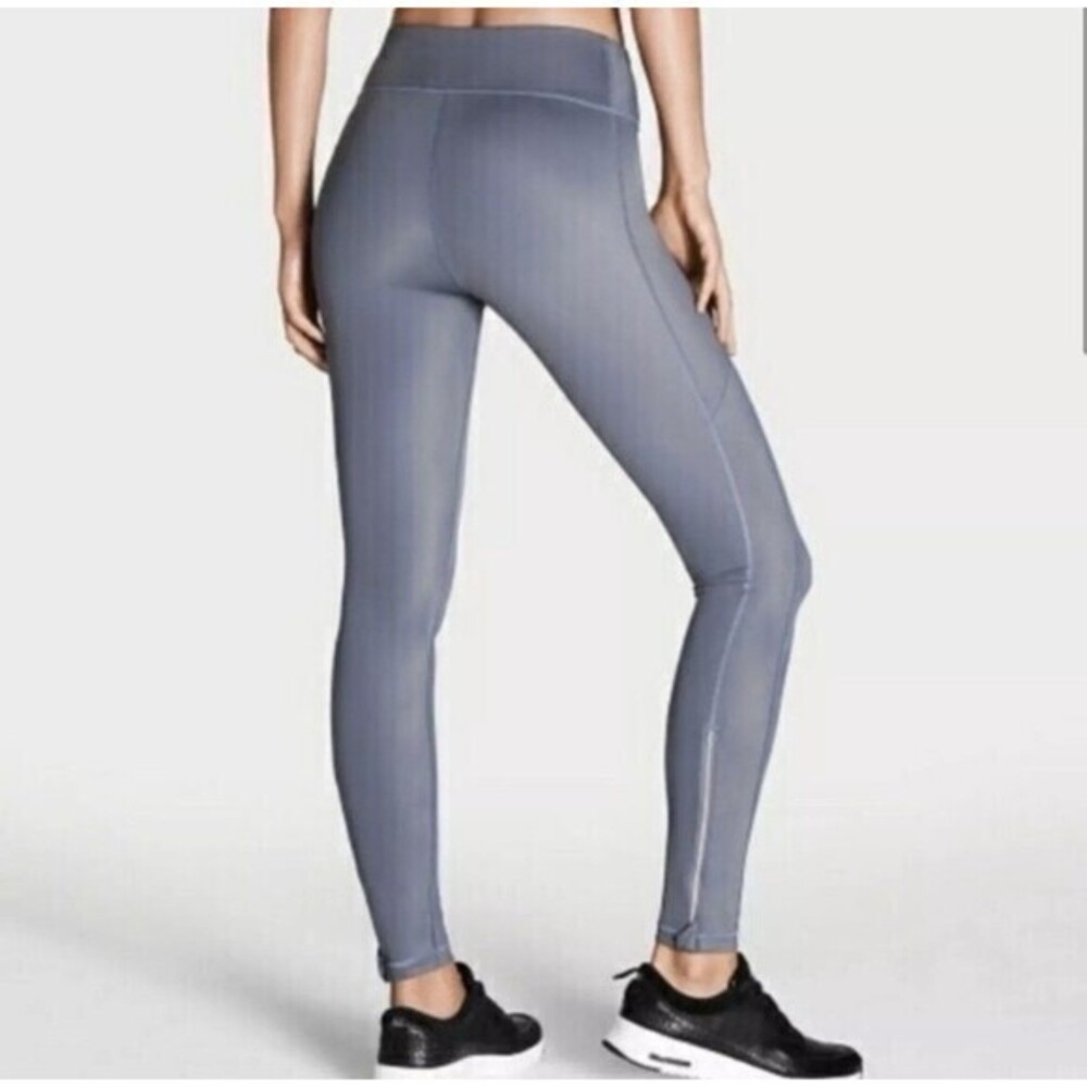 Victoria’s Secret Sport Women’s  Size SMALL  Mid Rise Body-Wick Leggings